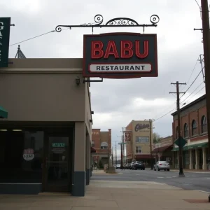 Facade of closed Sticky Fingers BBQ restaurant in Chattanooga